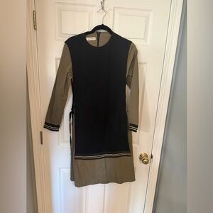Chic Long Sleeve Black and Green Dress